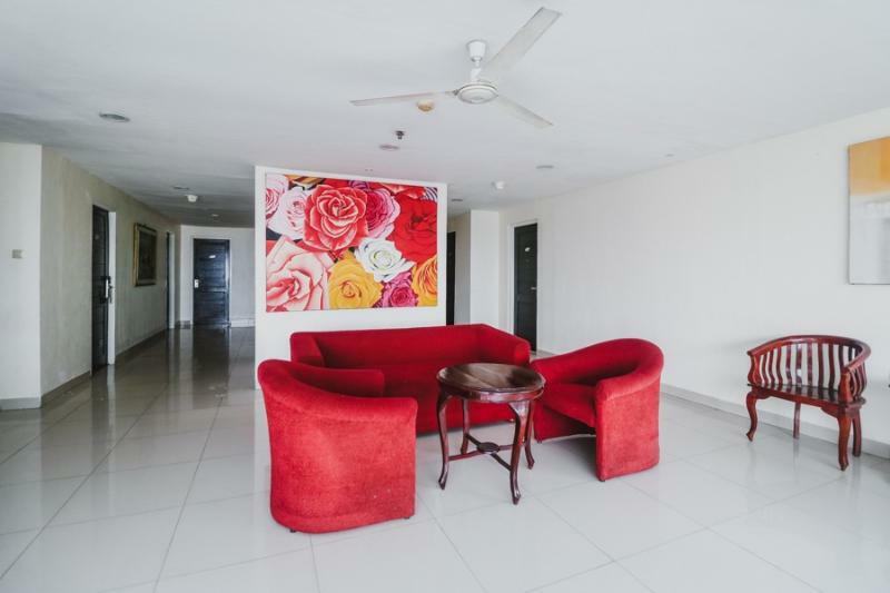 Reddoorz Premium @ Thamrin Kebon Sirih Otel Cakarta Dış mekan fotoğraf