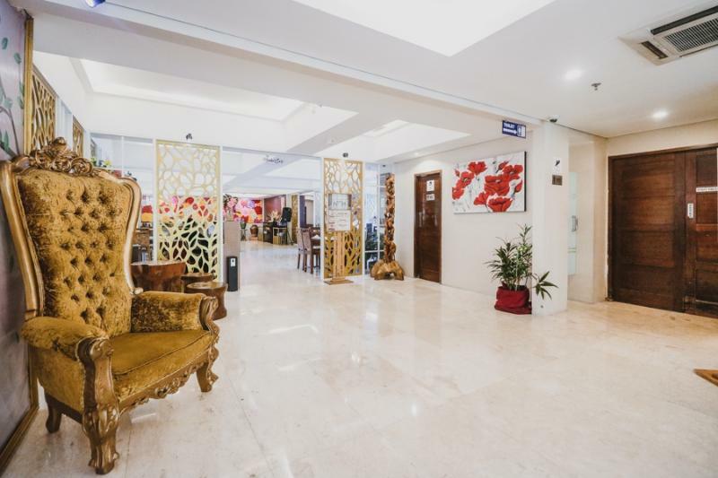 Reddoorz Premium @ Thamrin Kebon Sirih Otel Cakarta Dış mekan fotoğraf